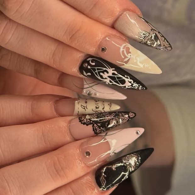 Lace and filigree accent set